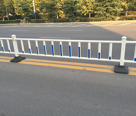 道路护栏