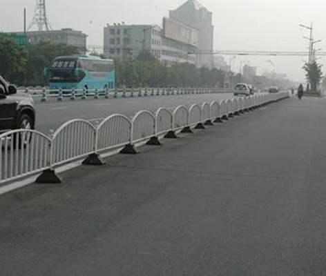 道路护栏