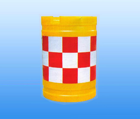 交通安全设施：防撞桶